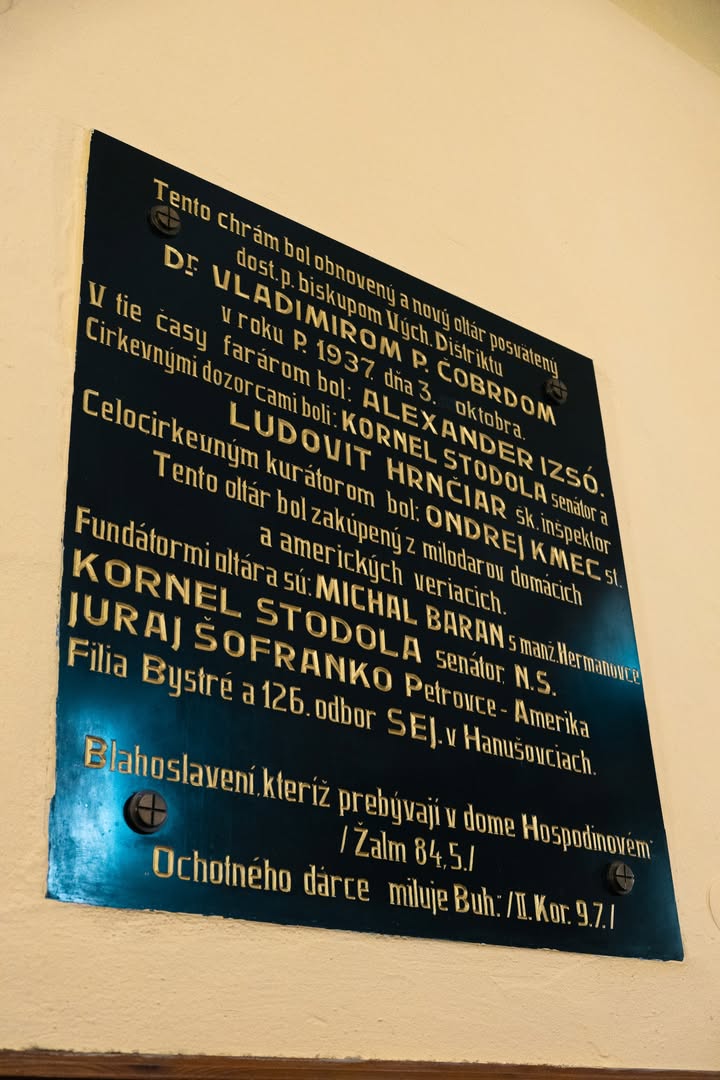 Vráťme sa ešte k podujatiu Noc kostolov, ktoré nám naplnilo piatkový večer atmosférou vedy, viery a umenia.